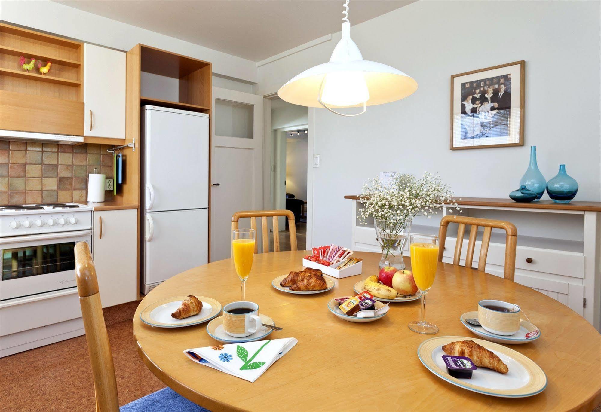 Castle House & Embassy Luxury Apartments Reykjavik Exterior photo