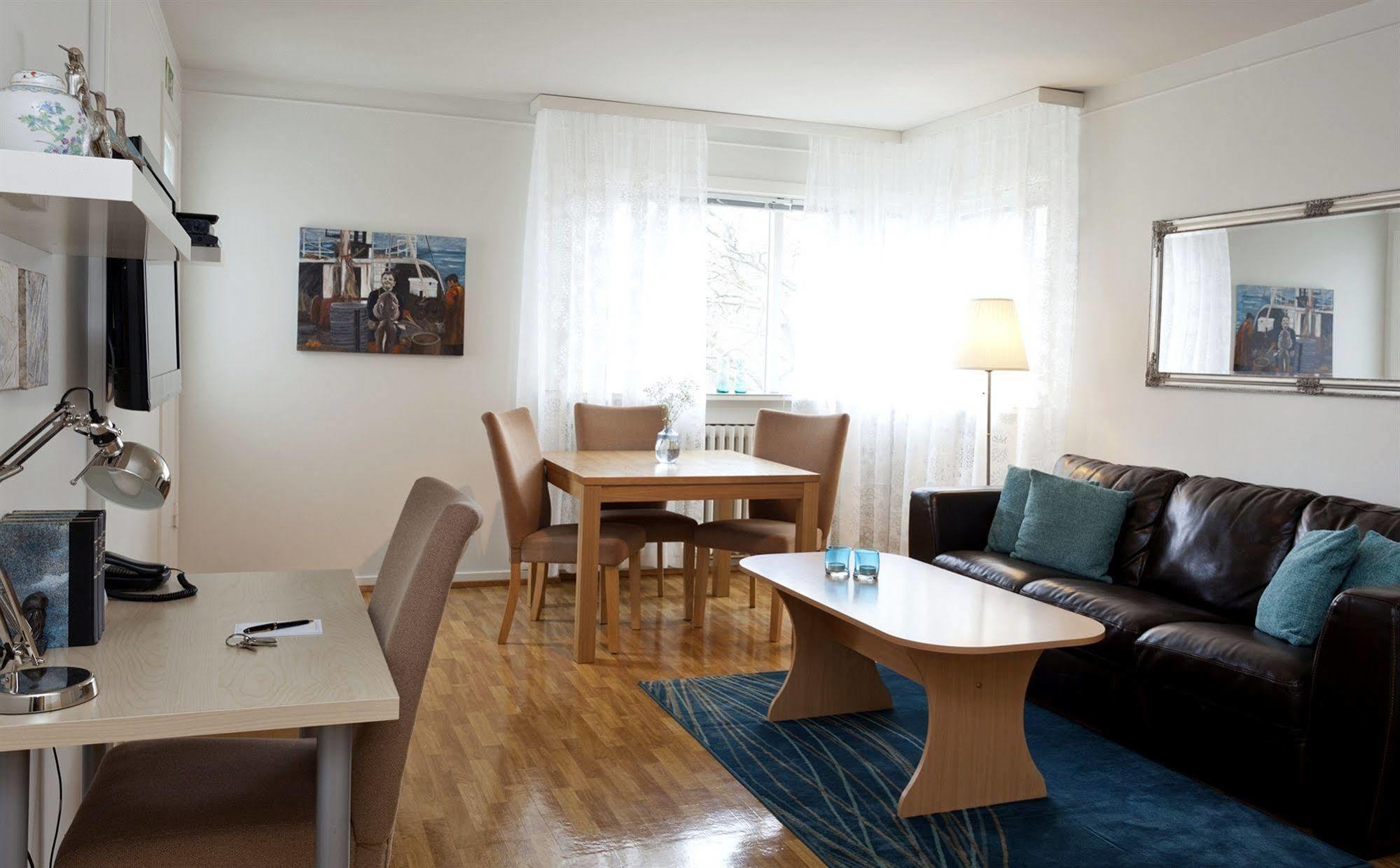 Castle House & Embassy Luxury Apartments Reykjavik Exterior photo